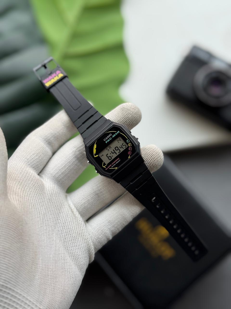 Casio x PAC-MAN Collaboration Edition – Vintage Digital Retro Gaming Watch