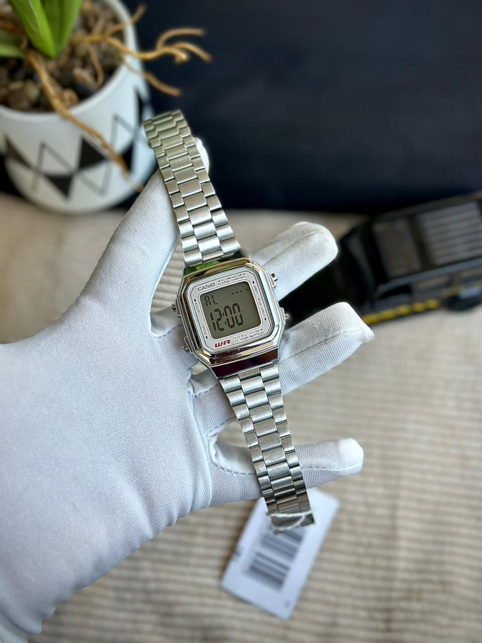 Classic Vintage Digital Watch | Premium Stainless Steel Metal Strap | Retro Unisex Wristwatch