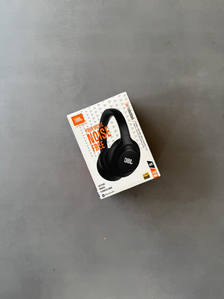 JBL JB-1000XM4 Wireless Over-Ear Headphones with Active Noise Cancelling