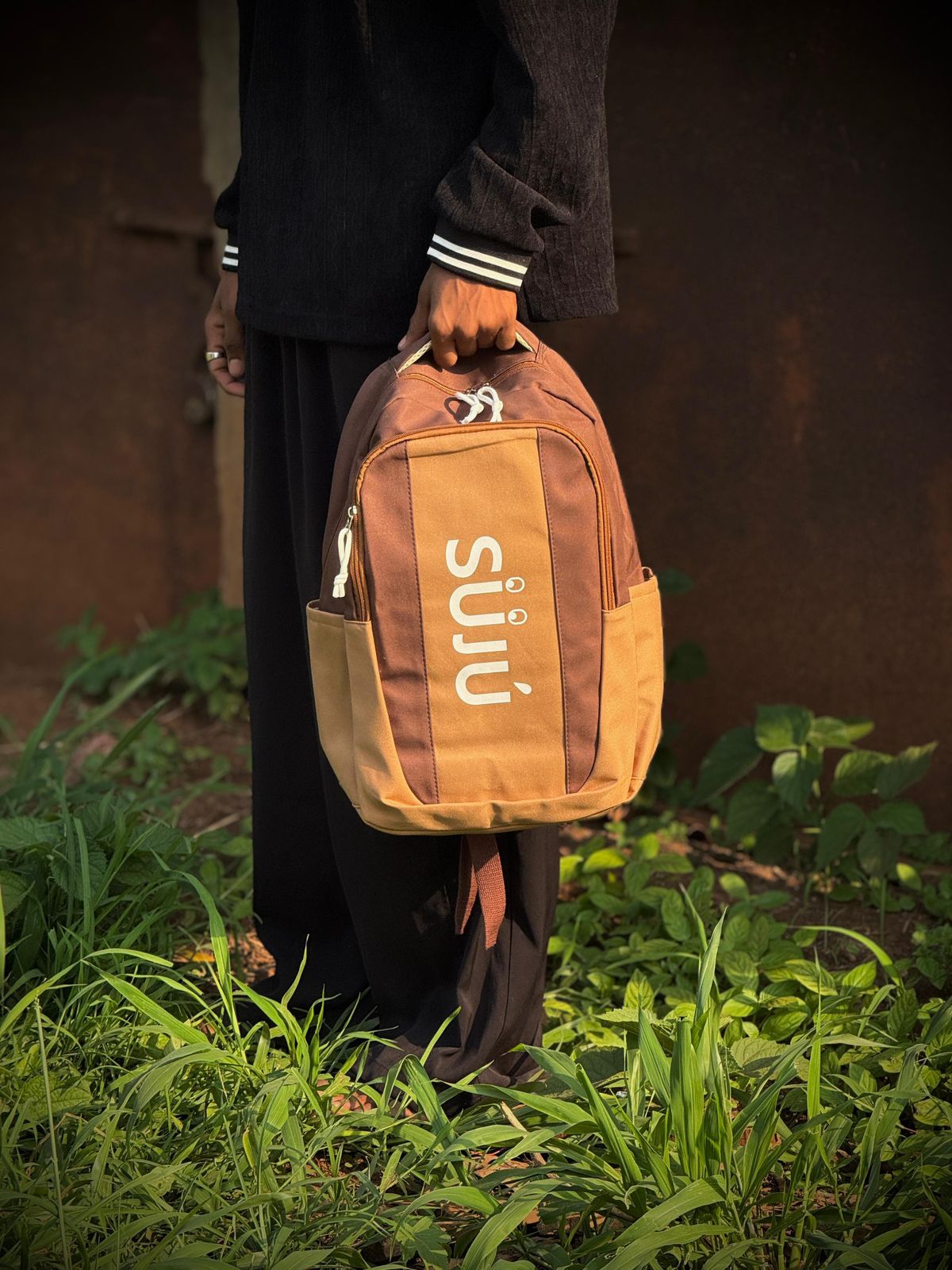 Premium Option: The Urban Heritage Collection – SÜJÜ & MYBAG Series Trend Option: SÜJÜ Dual-Tone & MYBAG Classic Tactical Daypacks Variant Option: SÜJÜ "Smile" Series Casual Backpacks