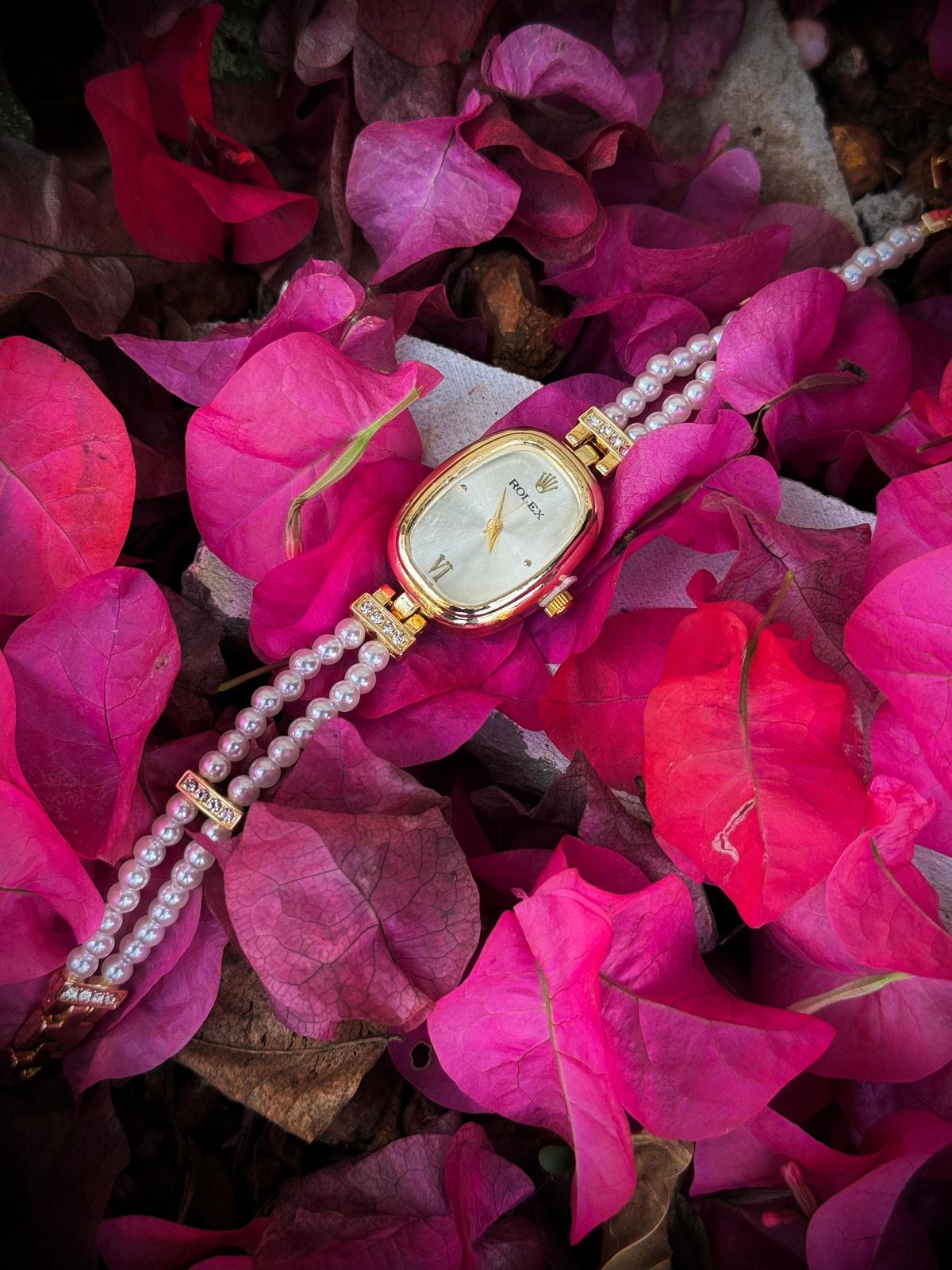 Vintage Grace Pearl Bracelet Watch – Luxury Oval Dial Elegance Collection