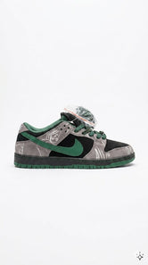 Nike SB Dunk Low "Street Art Edition" – Charcoal Grey & Forest Green Sneakers