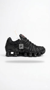 Nike Shox TL "Triple Black" – Iconic Responsive Cushioning