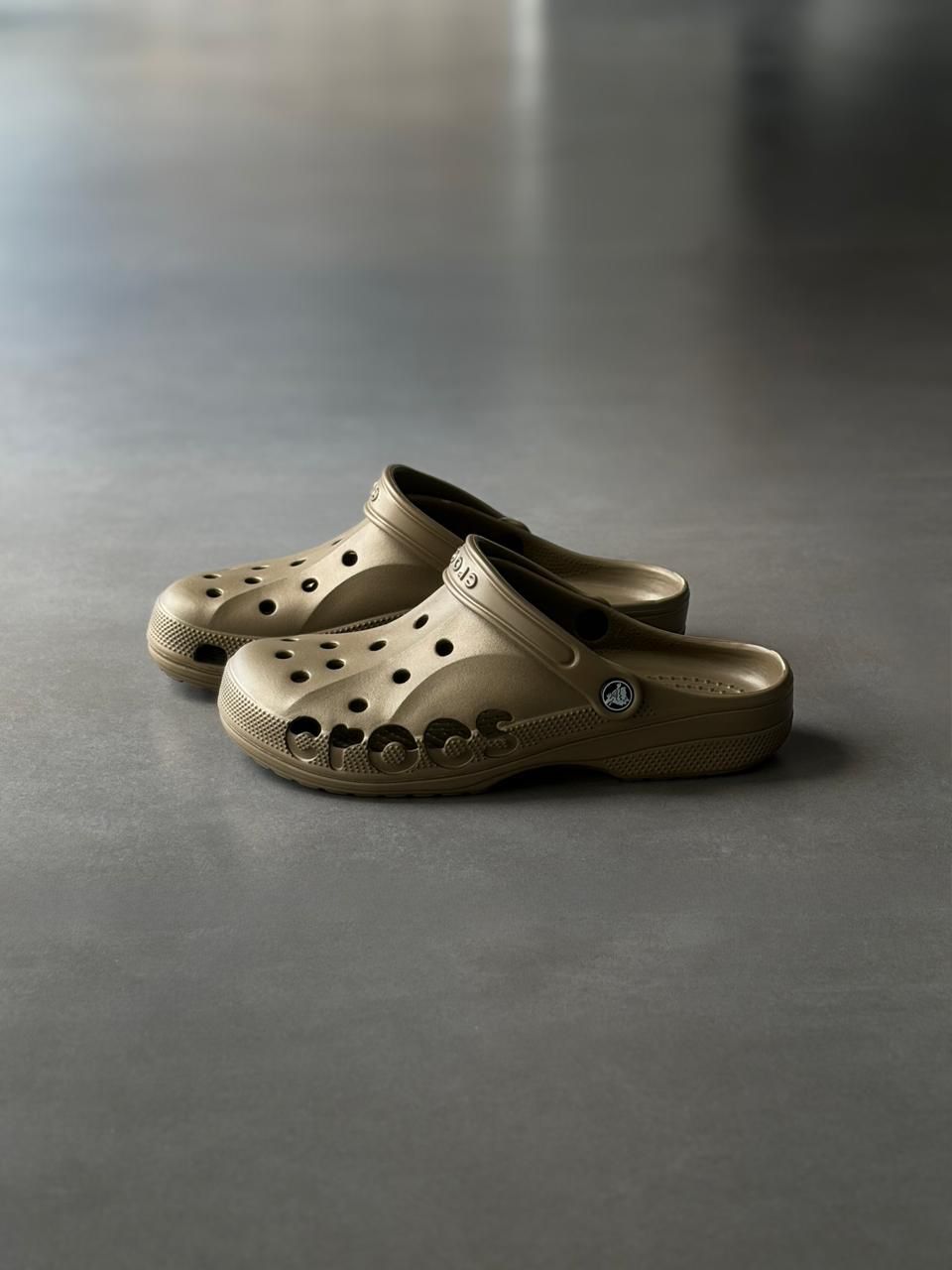 Crocs Classic Clog – Vibrant Multi-Color Collection