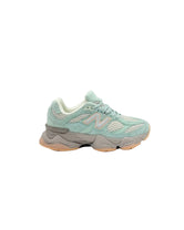 9060  Whitaker Moss Green