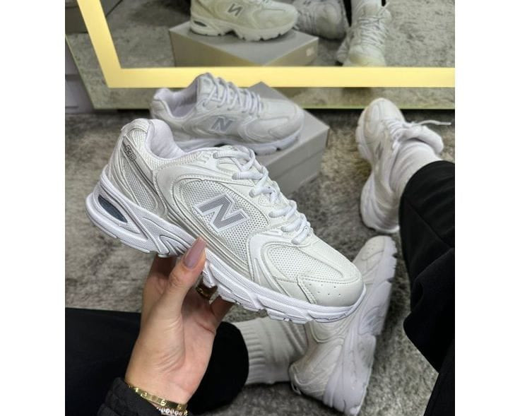 New Balance 530 sneakers