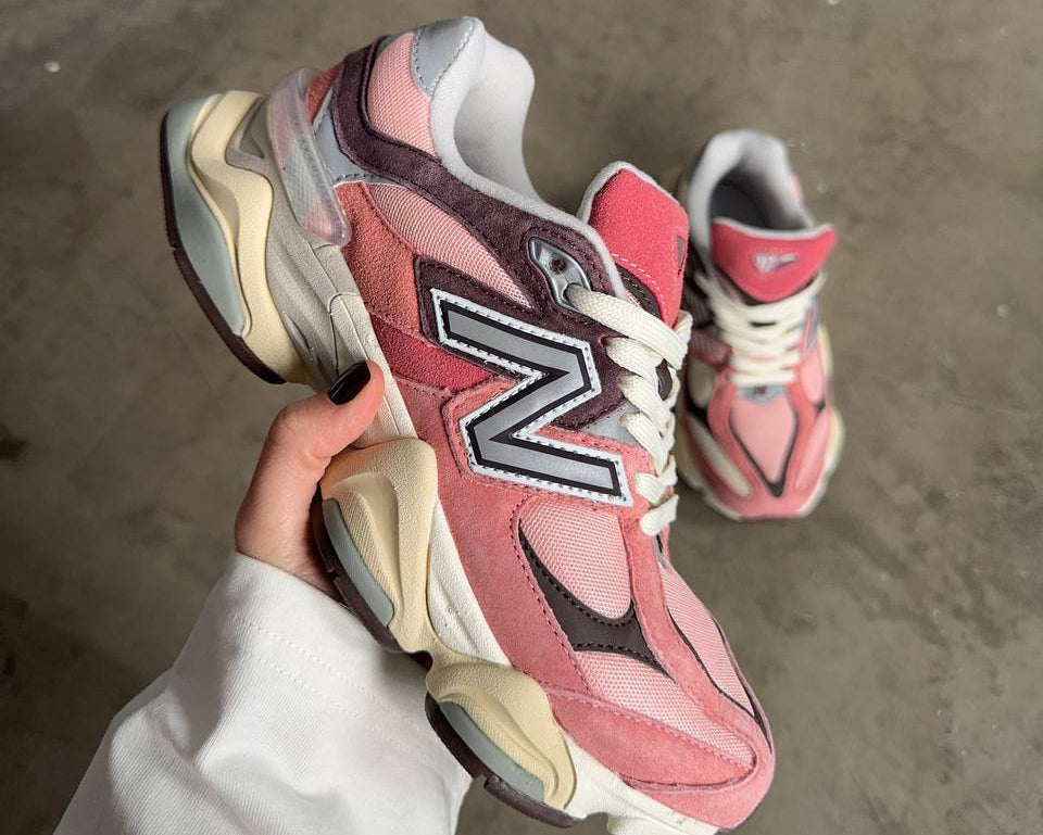 9060 Cherry Blossom & Mineral Red