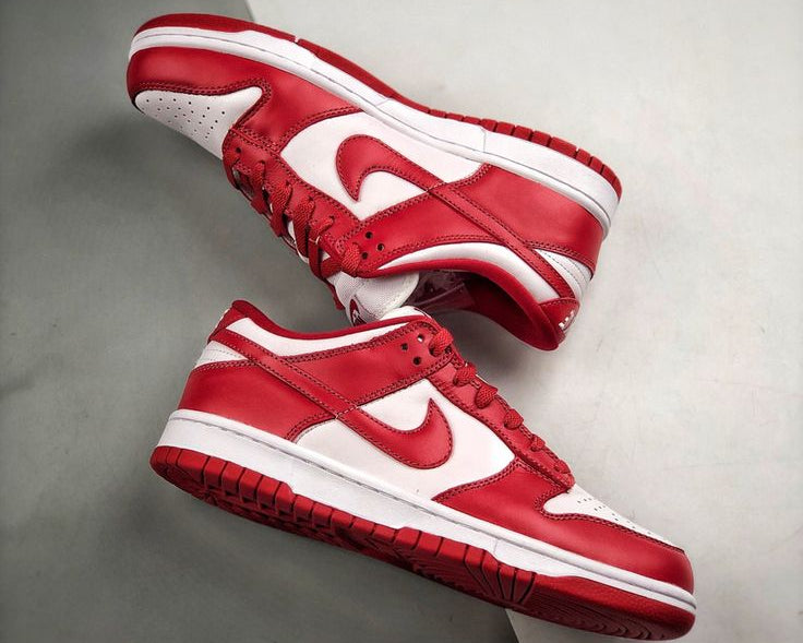 Dunk Low "University Red"