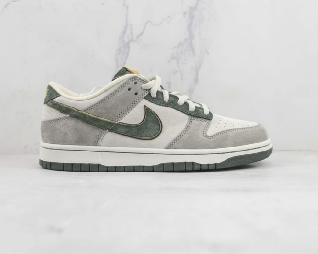 Nike SB Dunk Low x Otomo Katsuhiro