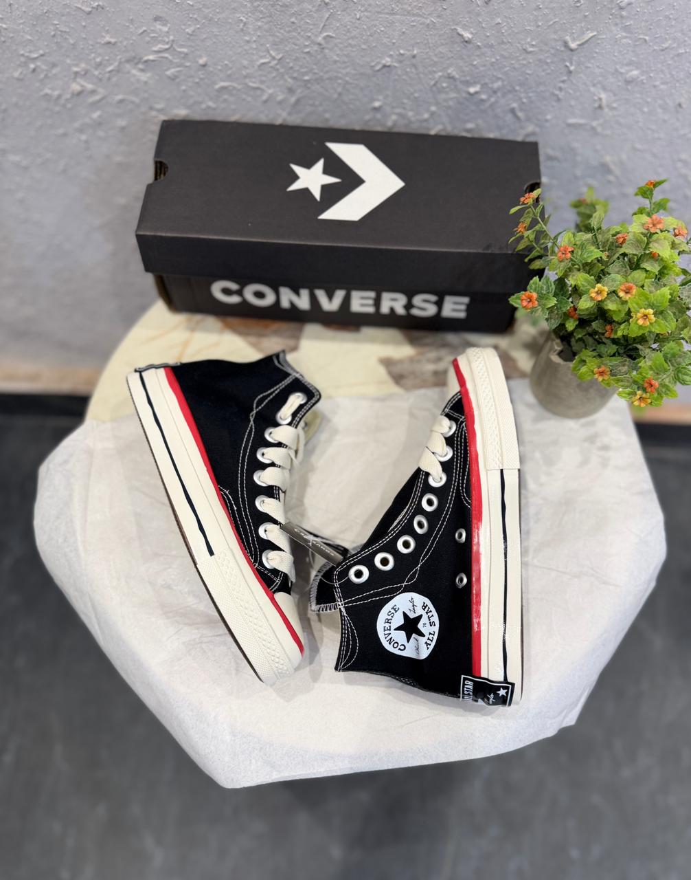 Classic High-Top Canvas Sneakers – Chuck 70 Edition with Red Detail