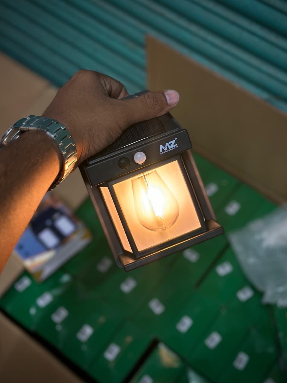 MZ Premium Solar-Powered Tungsten Wall Lamp – Outdoor Intelligent Motion Sensor Security Light