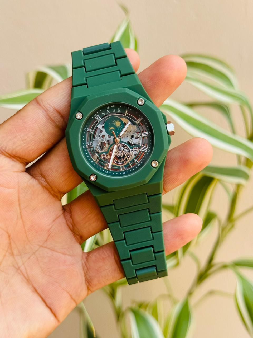 Contemporary Executive "Oak" Series | Octagonal Bolted Bezel | Premium Integrated Link Bracelet