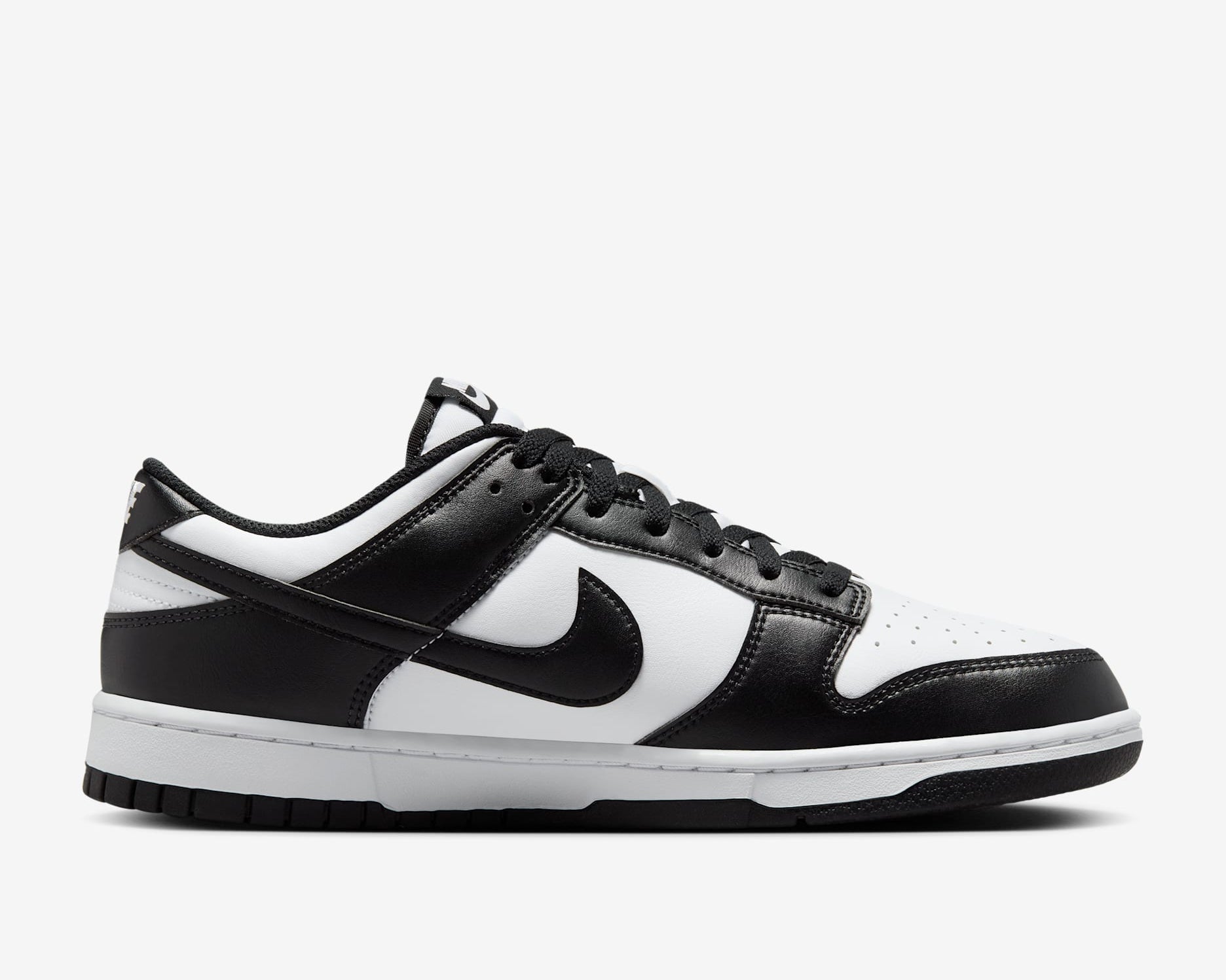Nike Dunk Low Retro "Panda" sneakers in the white and black colorway.